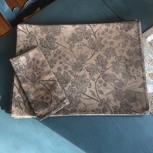 Lauren Ralph Lauren Placemats and Napkins